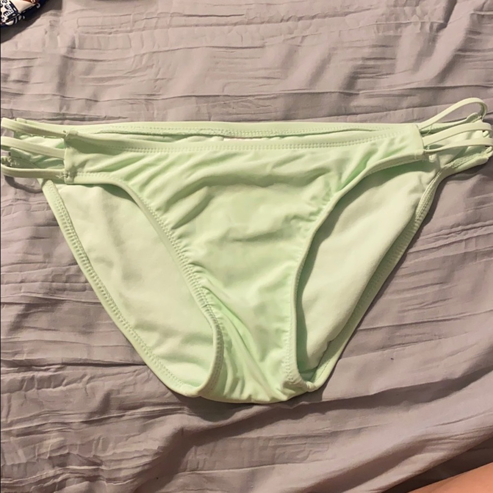 Cute green bikini bottoms